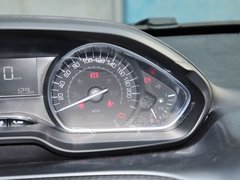 2014款 1.6L 手动 时尚版 5座
