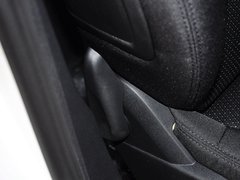 标致2008 2014款 1.6L 手动 时尚版 5座
