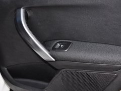 标致2008 2014款 1.6L 手动 时尚版 5座