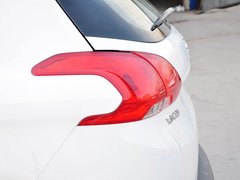 2014款 1.6L 手动 时尚版 5座