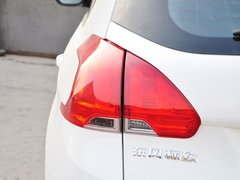 2014款 1.6L 手动 时尚版 5座
