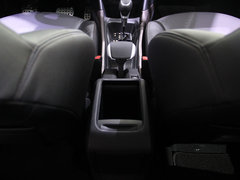 2014款 1.6L 自动 领航版 5座