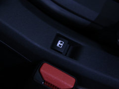 2014款 1.6L 自动 领航版 5座
