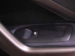 2014款 1.6L 自动 领航版 5座