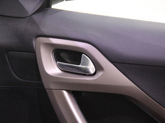 2014款 1.6L 自动 领航版 5座