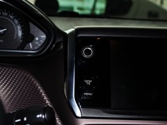 2014款 1.6L 自动 领航版 5座