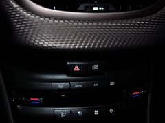 2014款 1.6L 自动 领航版 5座