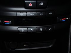 2014款 1.6L 自动 领航版 5座