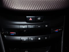 2014款 1.6L 自动 领航版 5座