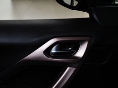 2014款 1.6L 自动 领航版 5座