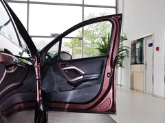 2014款 1.6L 自动 领航版 5座