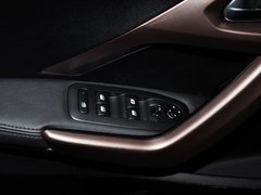 2014款 1.6L 自动 领航版 5座