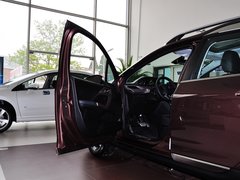 2014款 1.6L 自动 领航版 5座