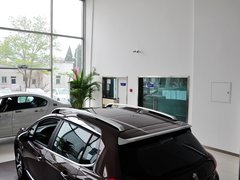 2014款 1.6L 自动 领航版 5座