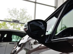 2014款 1.6L 自動(dòng) 領(lǐng)航版 5座