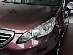 2014款 1.6L 自動(dòng) 領(lǐng)航版 5座