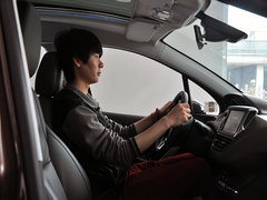 2014款 1.6L 自动 领航版 5座