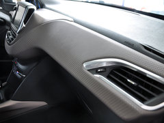 2014款 1.6L 自动 领航版 5座