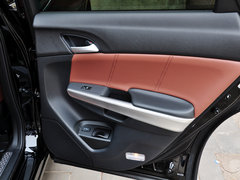 2014款 3.0 自动 AWD 尊贵导航版
