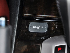 2014款 3.0 自动 AWD 尊贵导航版