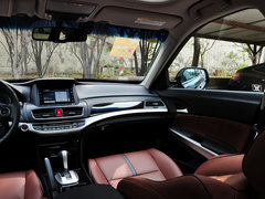 歌诗图 2014款 3.0 自动 AWD 尊贵导航版