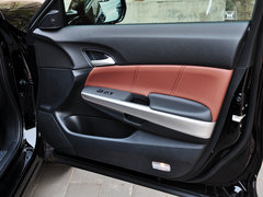 2014款 3.0 自动 AWD 尊贵导航版