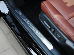 2014款 3.0 自动 AWD 尊贵导航版