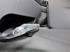 2014款 2.4L 手动 行政版