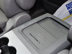 2014款 2.4L 手动 行政版