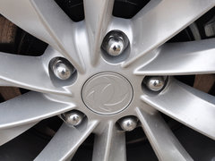 2014款 2.4L 手动 行政版