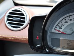 2014款 1.0 MHD 硬顶BoConcept特别版
