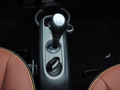 2014款 1.0 MHD 硬顶BoConcept特别版