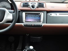 2014款 1.0 MHD 硬顶BoConcept特别版