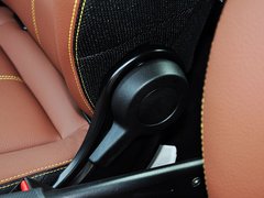 2014款 1.0 MHD 硬顶BoConcept特别版