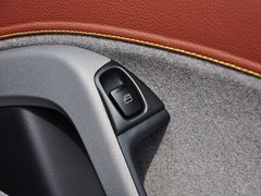 2014款 1.0 MHD 硬顶BoConcept特别版