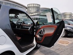 2014款 1.0 MHD 硬顶BoConcept特别版