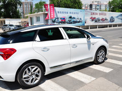 2014款 1.6T 自动 雅致版THP160