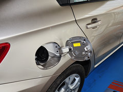 2014款 1.6L 自动 尊贵型