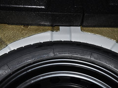 2014款 1.6L 自动 尊贵型