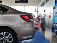 2014款 1.6L 自动 尊贵型