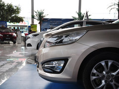 2014款 1.6L 自动 尊贵型