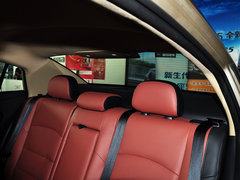 2014款 1.6L 自动 尊贵型