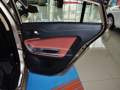 2014款 1.6L 自动 尊贵型
