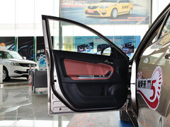 2014款 1.6L 自动 尊贵型
