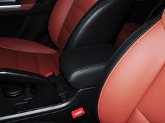 2014款 1.6L 自动 尊贵型