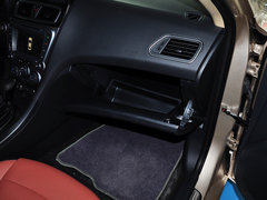 2014款 1.6L 自动 尊贵型