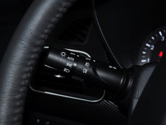 2014款 1.6L 自动 尊贵型