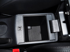 2014款 1.6L 自动 尊贵型