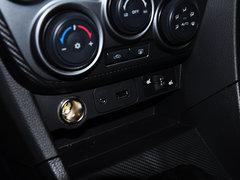 2014款 1.6L 自动 尊贵型