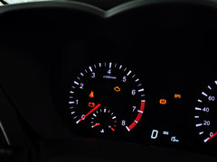 2014款 1.6L 自动 尊贵型